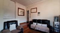 Lounges - 16 square meters of property in Rhodesfield