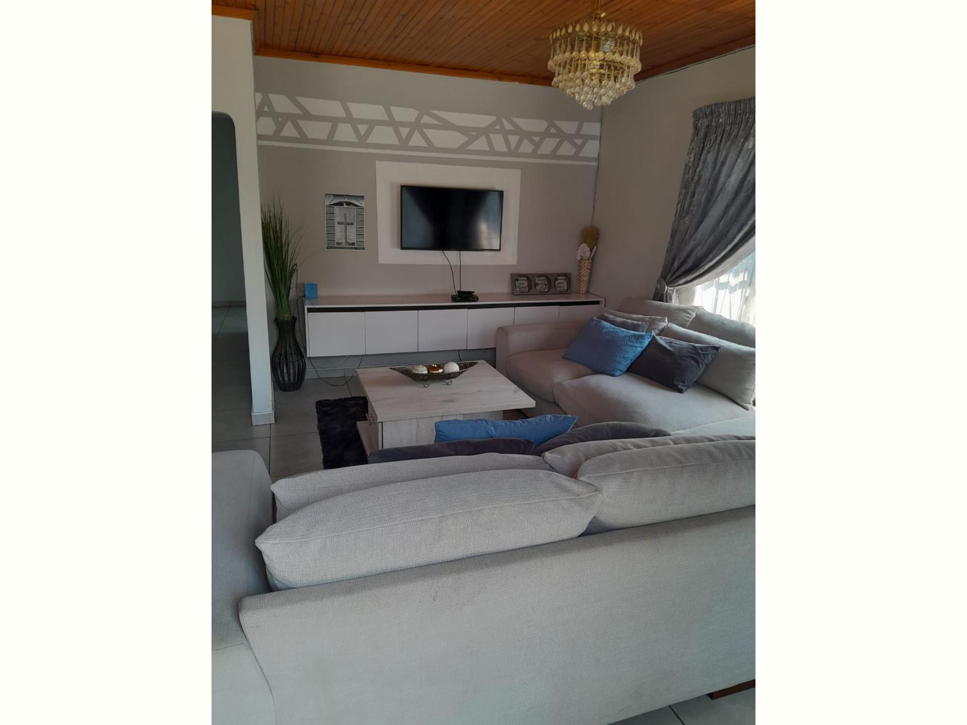  of property in KwaMsane
