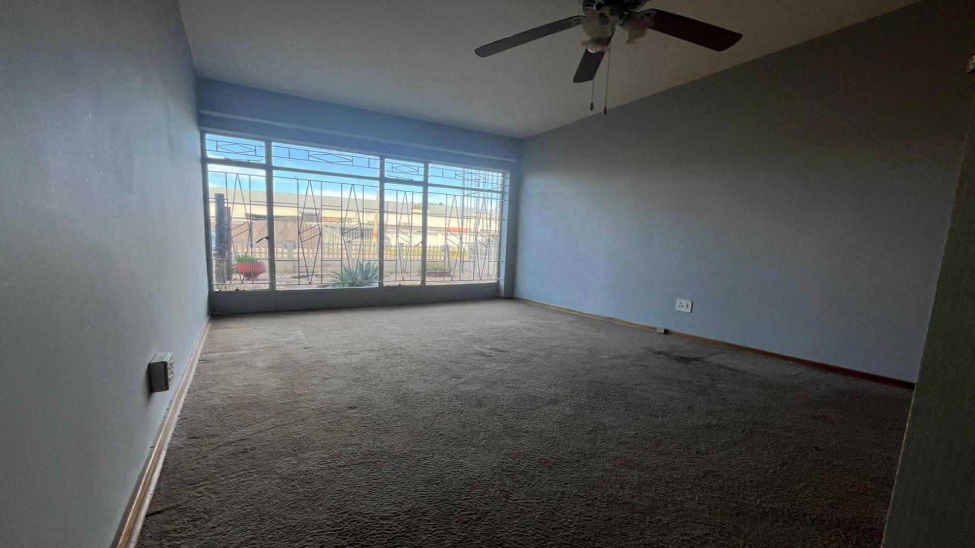 Bed Room 1 of property in Flamwood