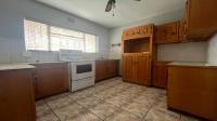 Kitchen of property in Flamwood
