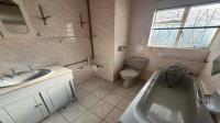 Bathroom 1 of property in Flamwood