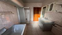 Bathroom 1 of property in Flamwood