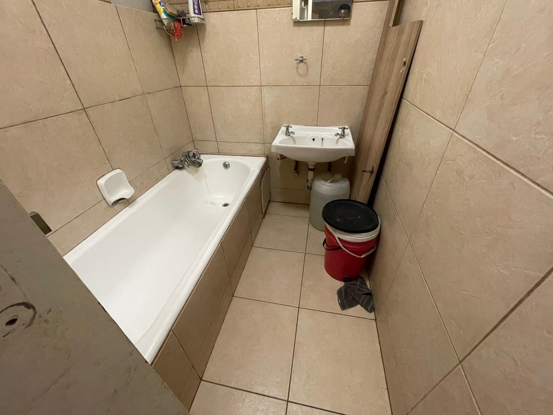  of property in Sunnyside