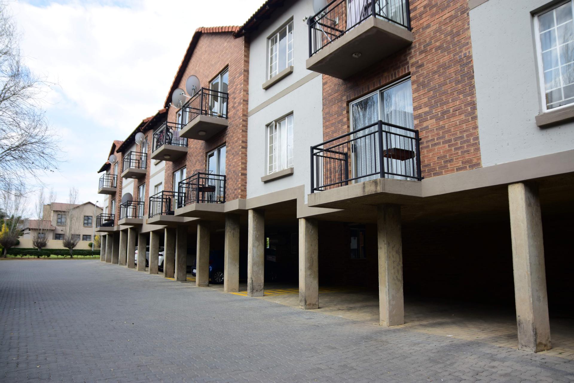  of property in Centurion Central
