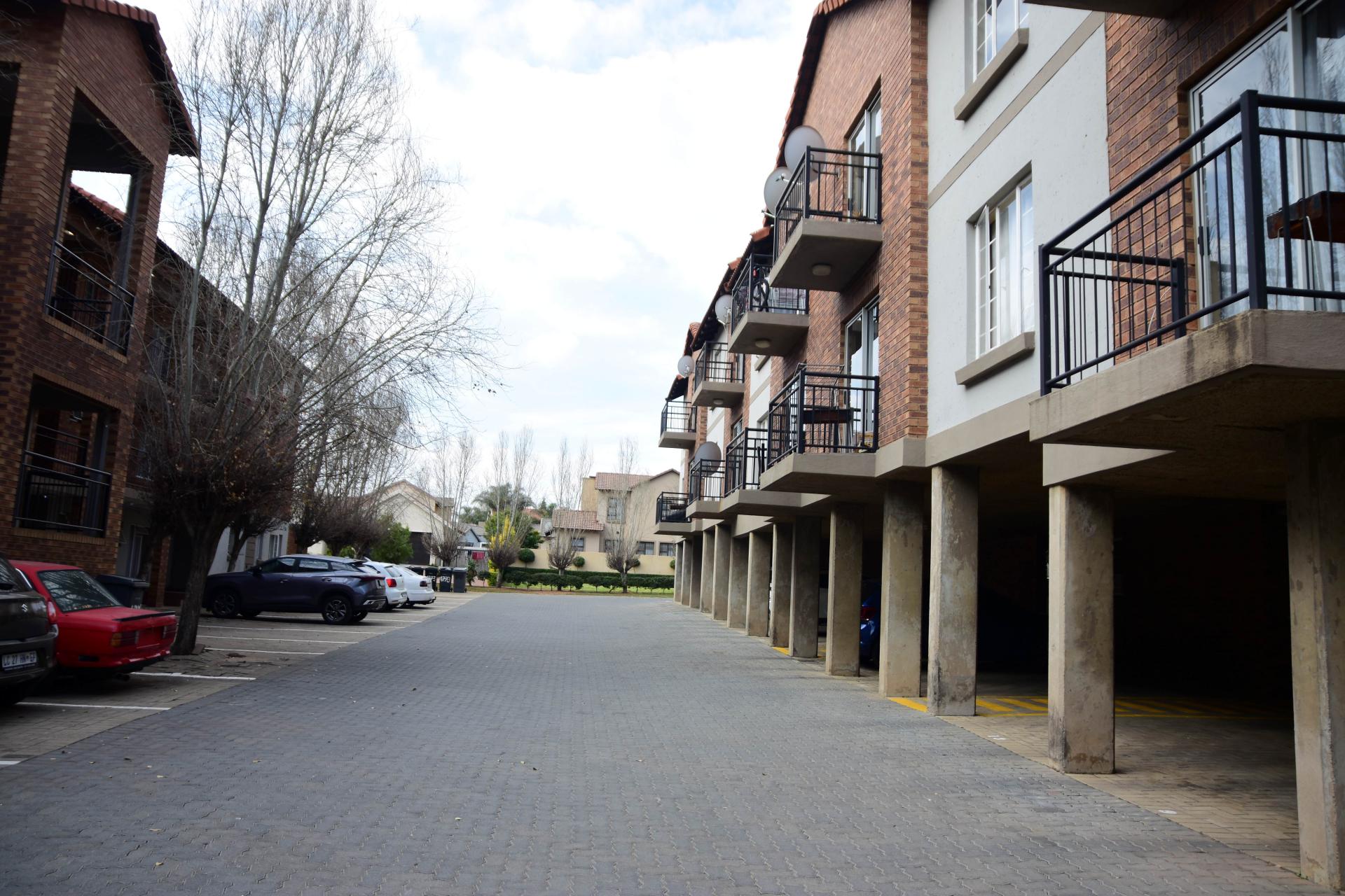  of property in Centurion Central