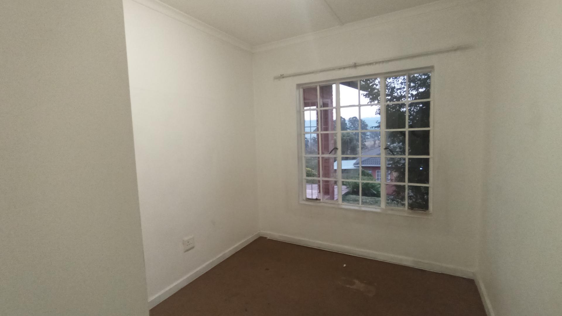 Bed Room 3 of property in Hayfields