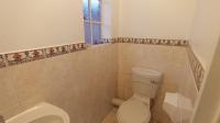 Bathroom 2 of property in Hayfields