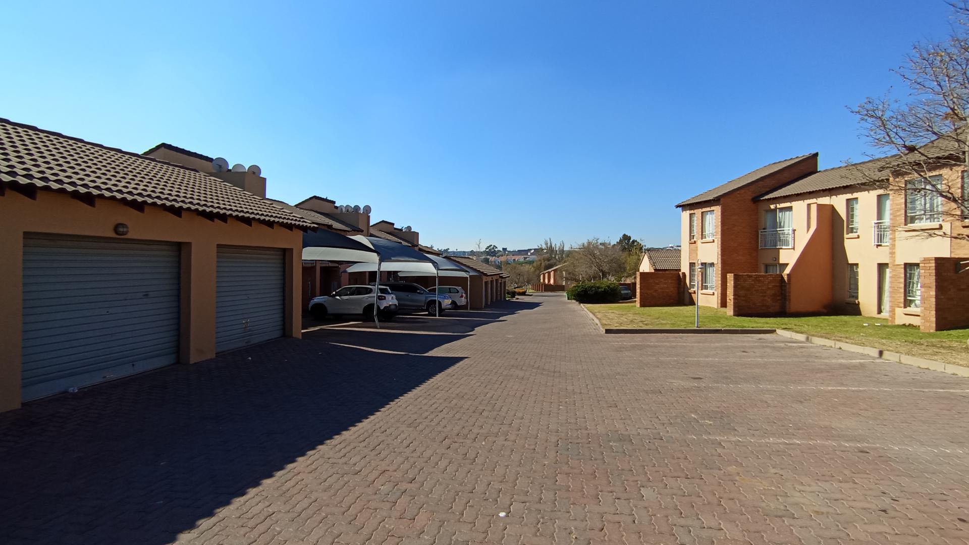 Front View of property in Erand Gardens