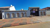 Front View of property in Protea Glen