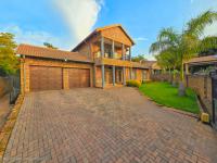  of property in Magalieskruin