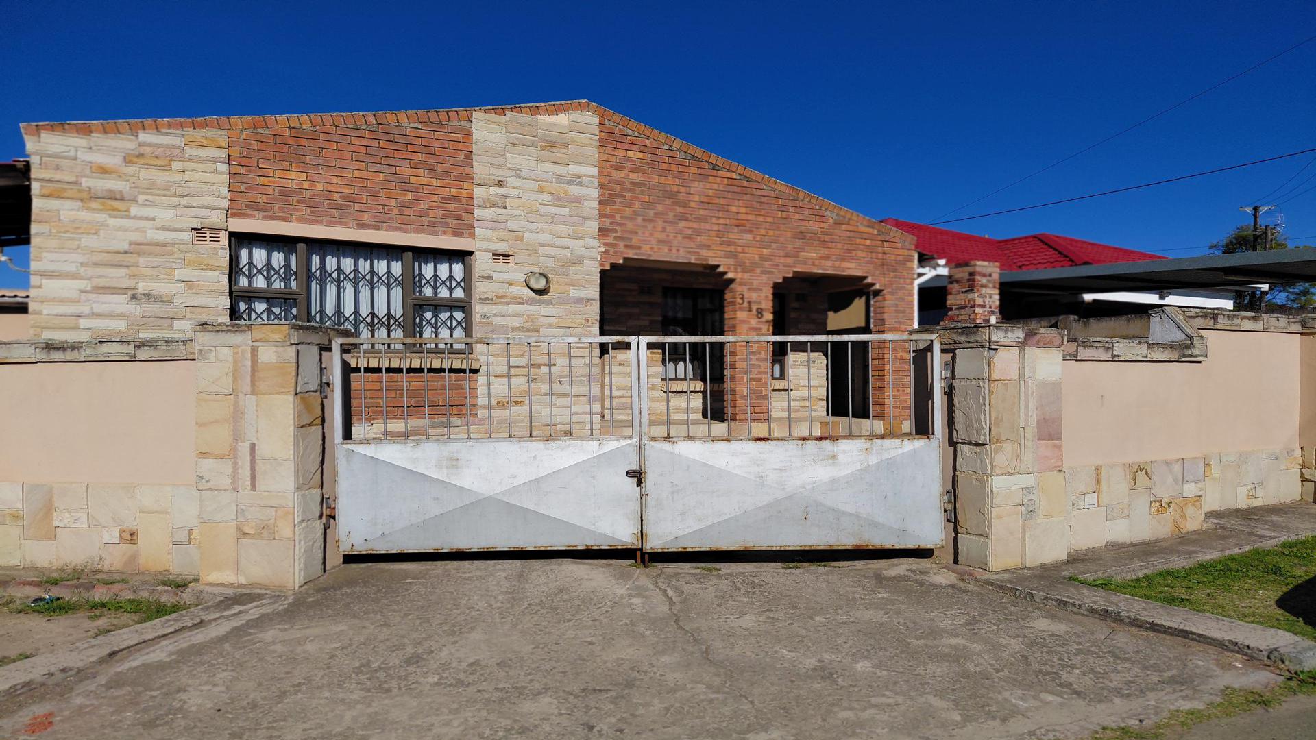 Front View of property in Bisho