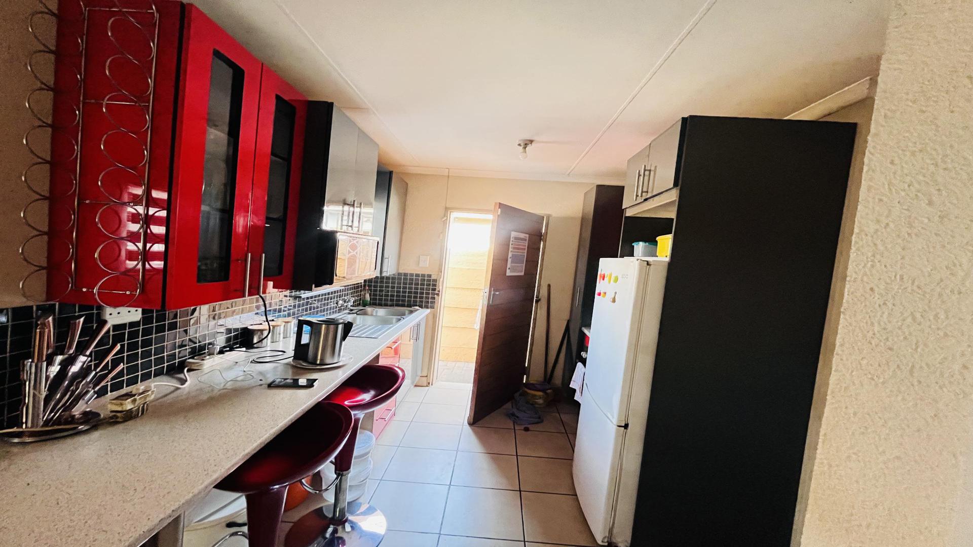 Kitchen of property in Sky City