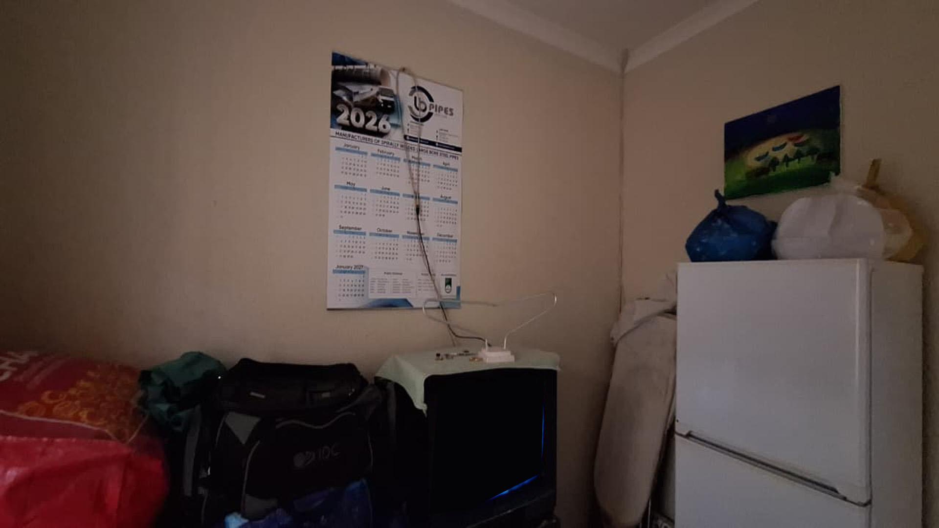 Bed Room 3 - 10 square meters of property in Sky City