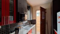 Kitchen - 8 square meters of property in Sky City