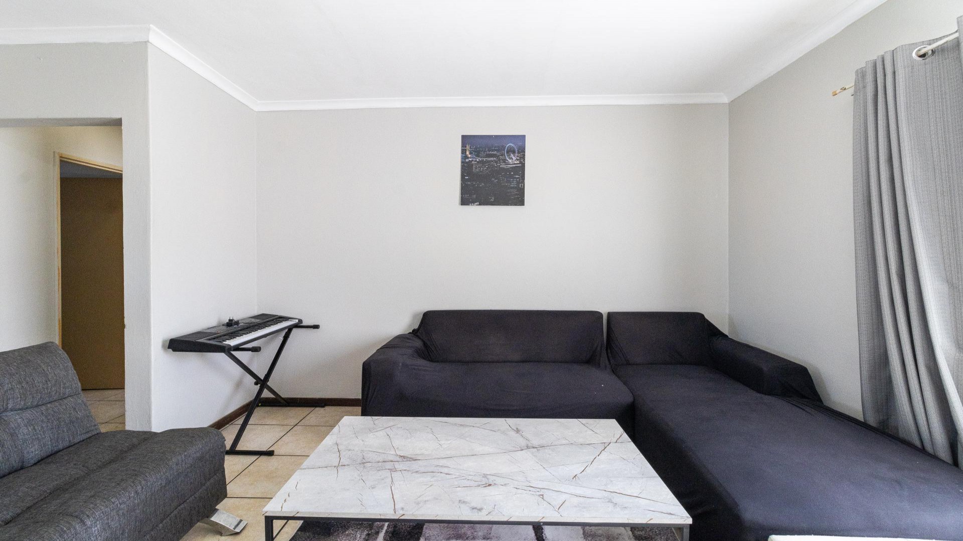 Lounges of property in Northgate (JHB)