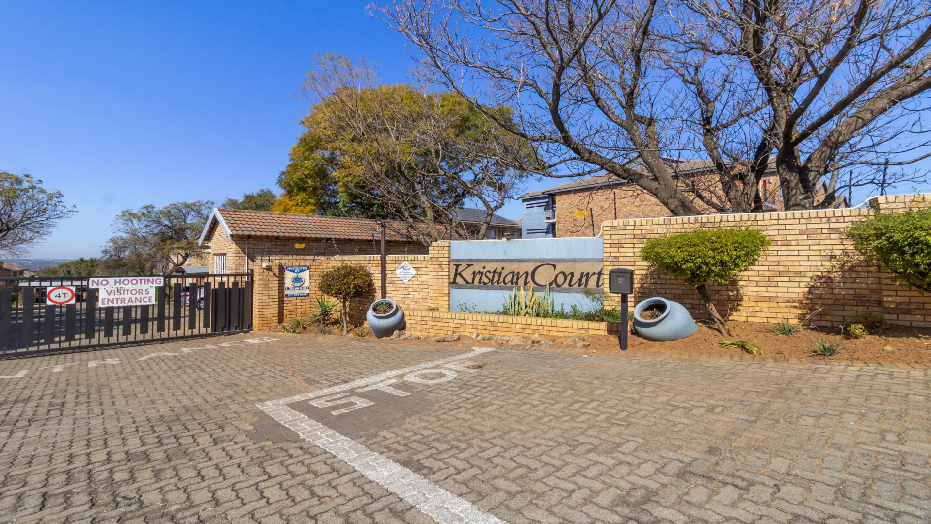 Front View of property in Northgate (JHB)