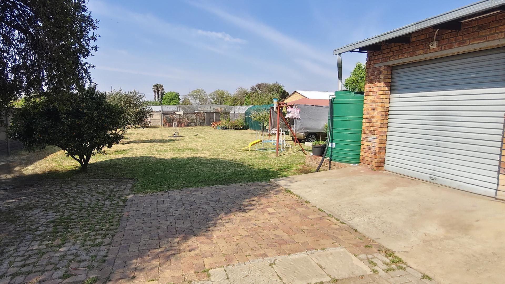Backyard of property in New Bethal East