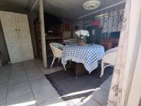 of property in De Rust