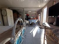  of property in De Rust