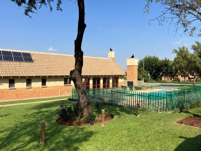 3 Bedroom Apartment to Rent in Brookelands Lifestyle Estate - Property to rent - MR714857