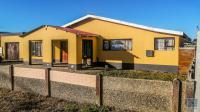 Front View of property in Pacaltsdorp