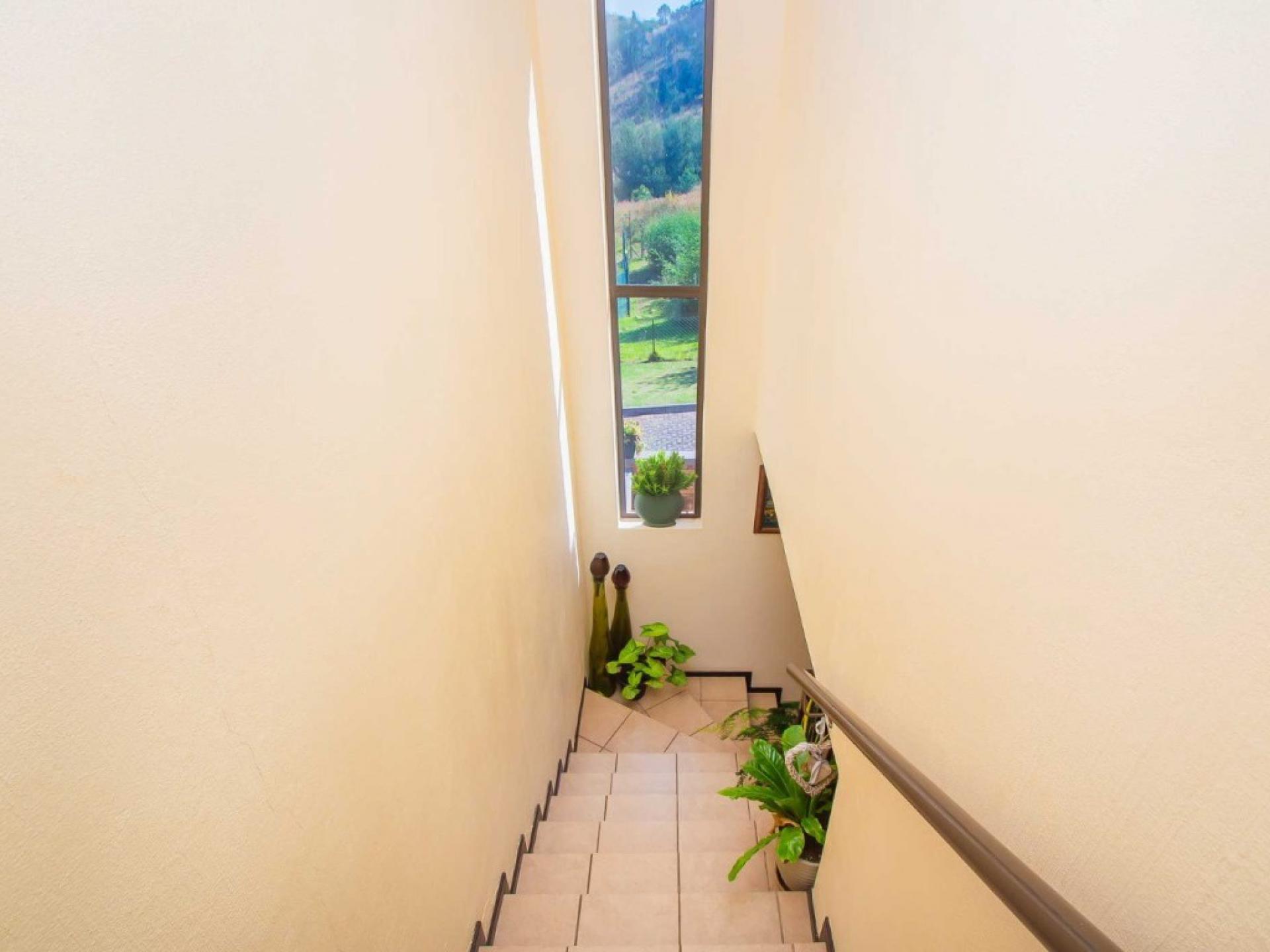  of property in Helderkruin