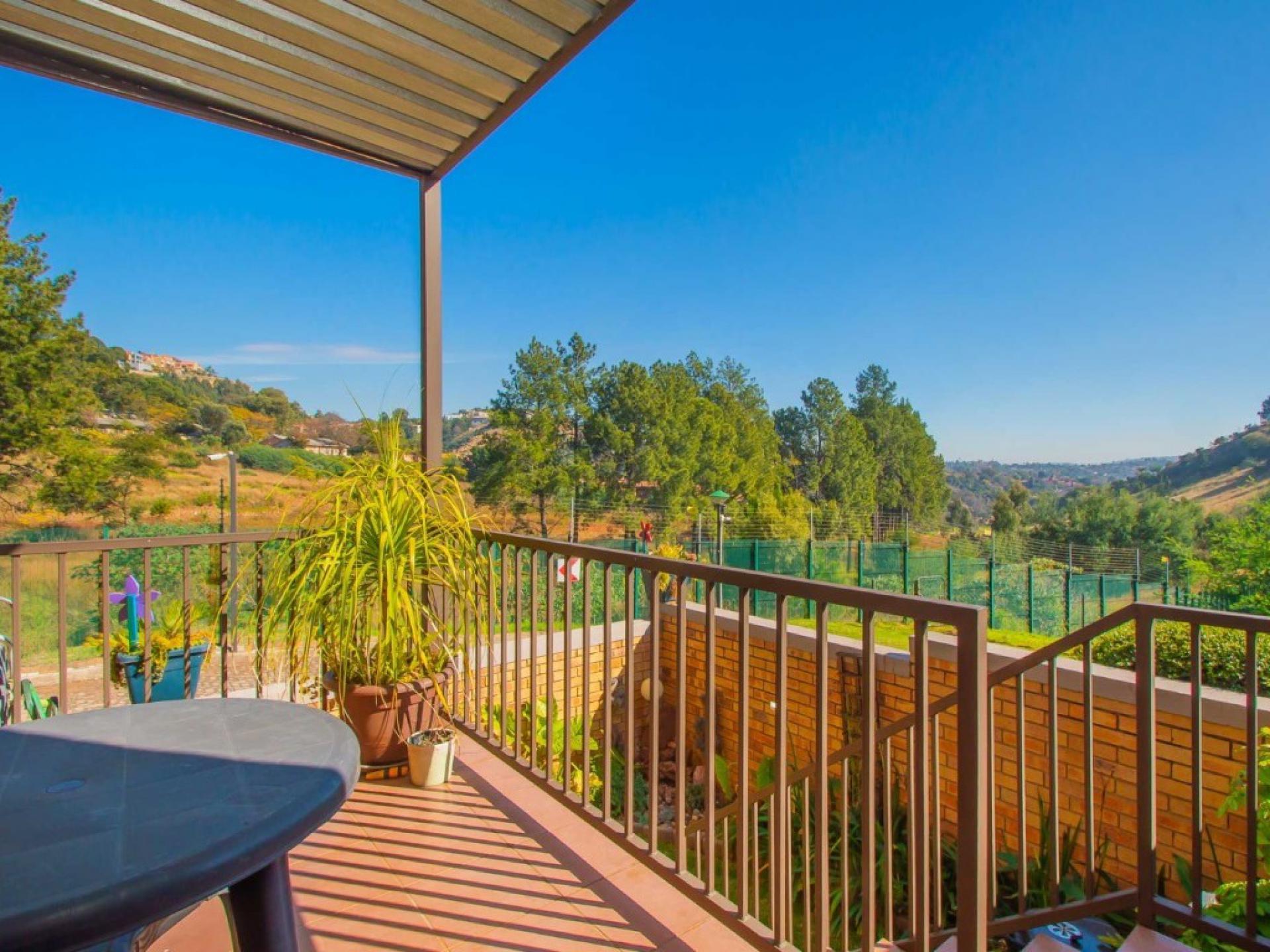  of property in Helderkruin