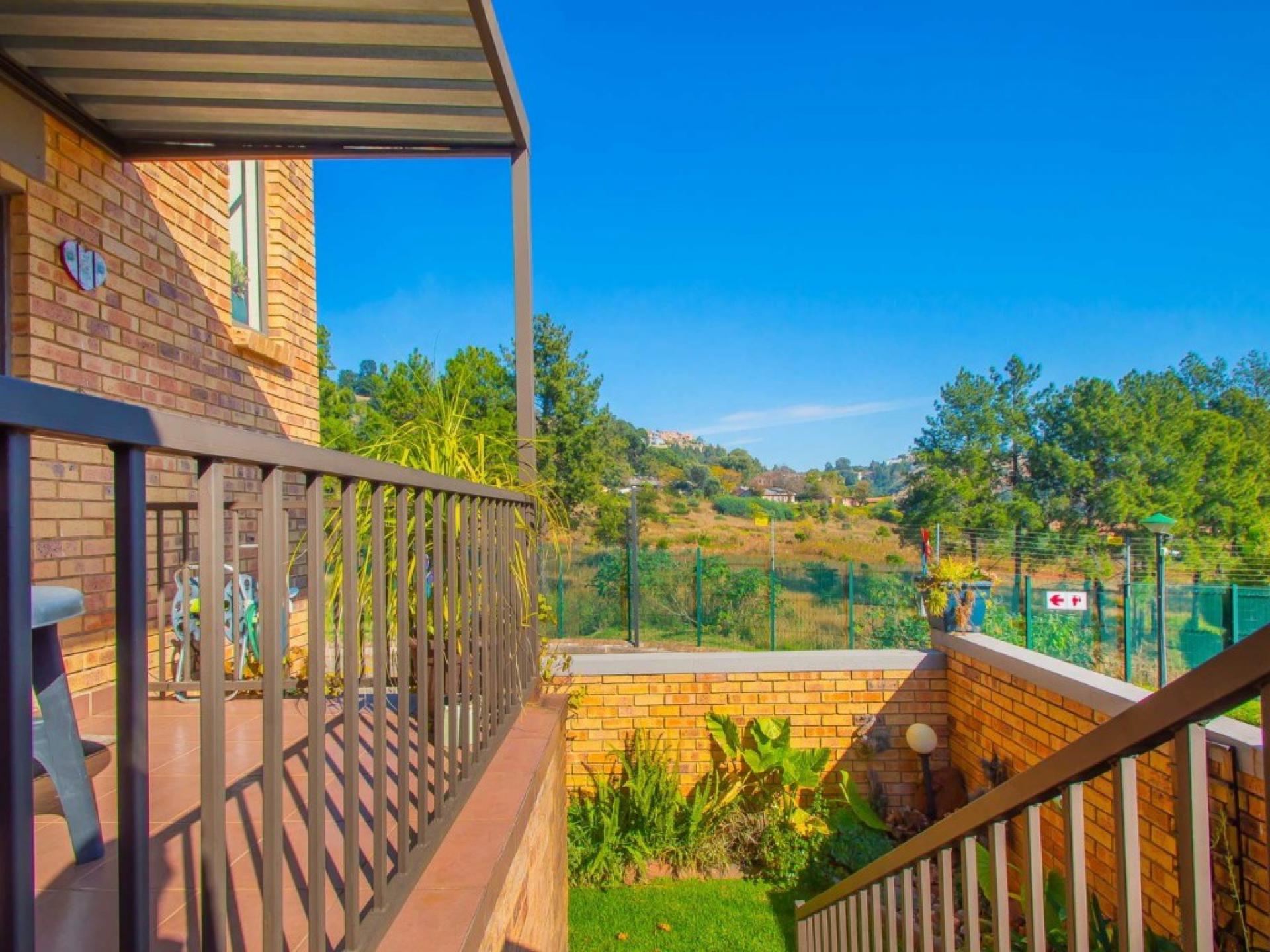  of property in Helderkruin