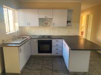  of property in Die Hoewes
