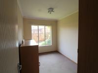  of property in Die Hoewes