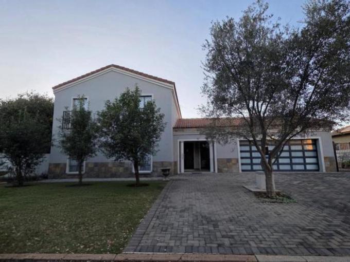 4 Bedroom House for Sale For Sale in Pretoria Central - MR714893