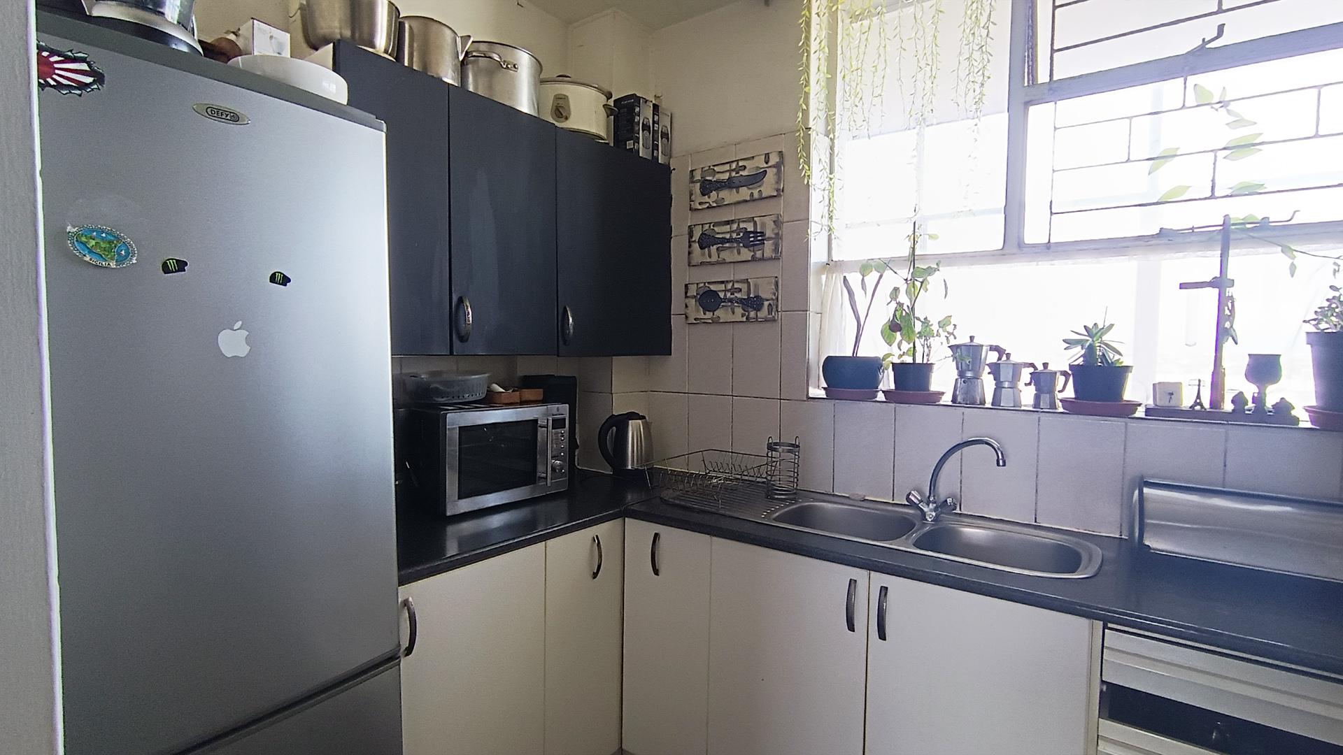 Kitchen - 11 square meters of property in Goodwood