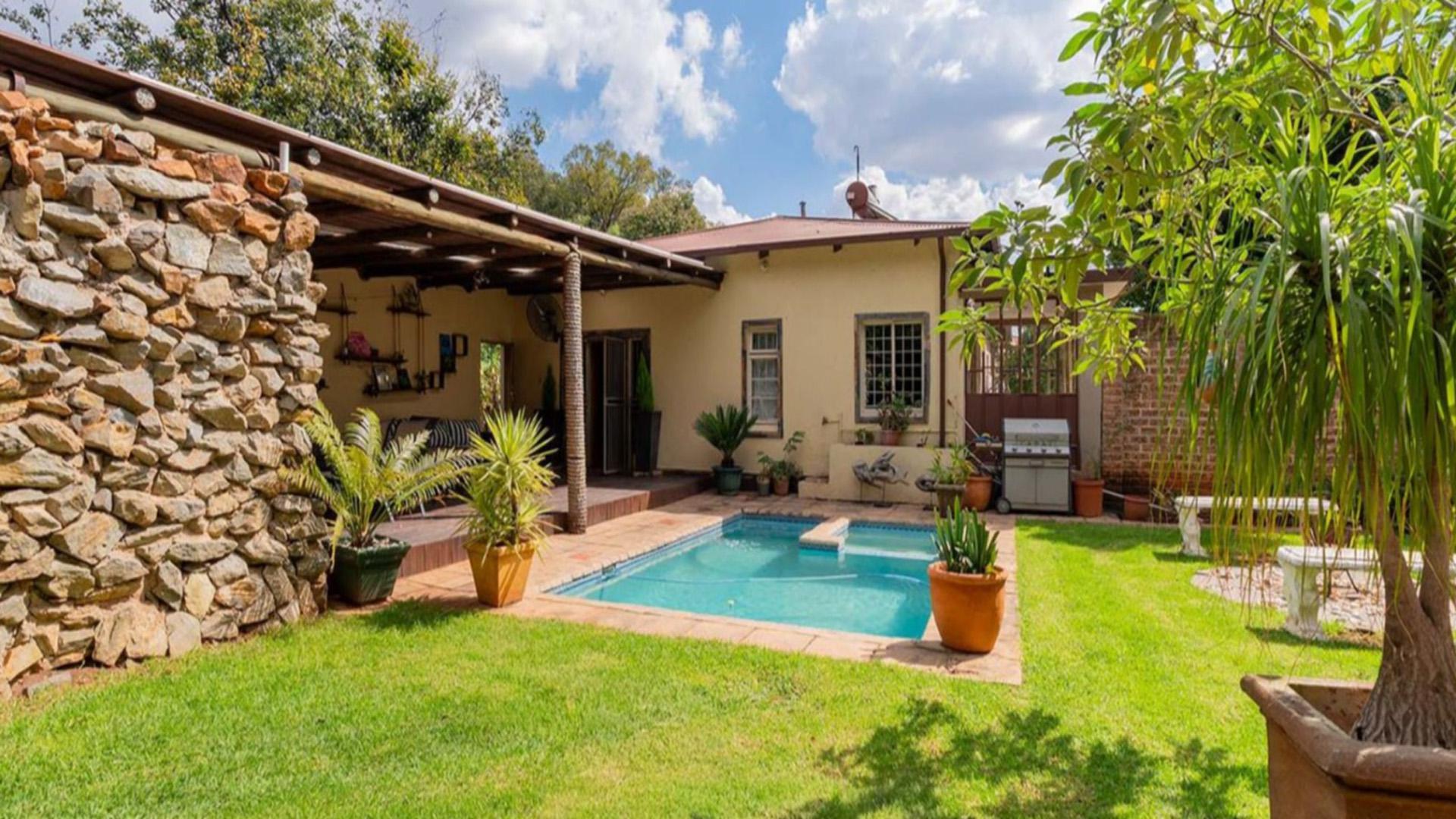 Backyard of property in Boksburg