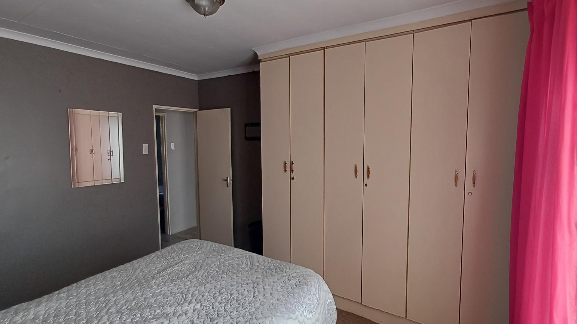Bed Room 2 of property in Motherwell