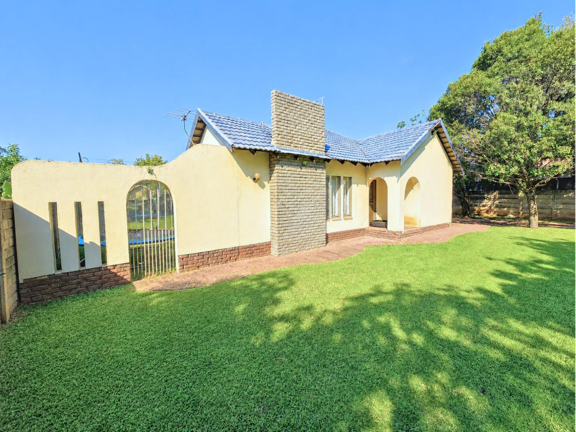  of property in Dorandia