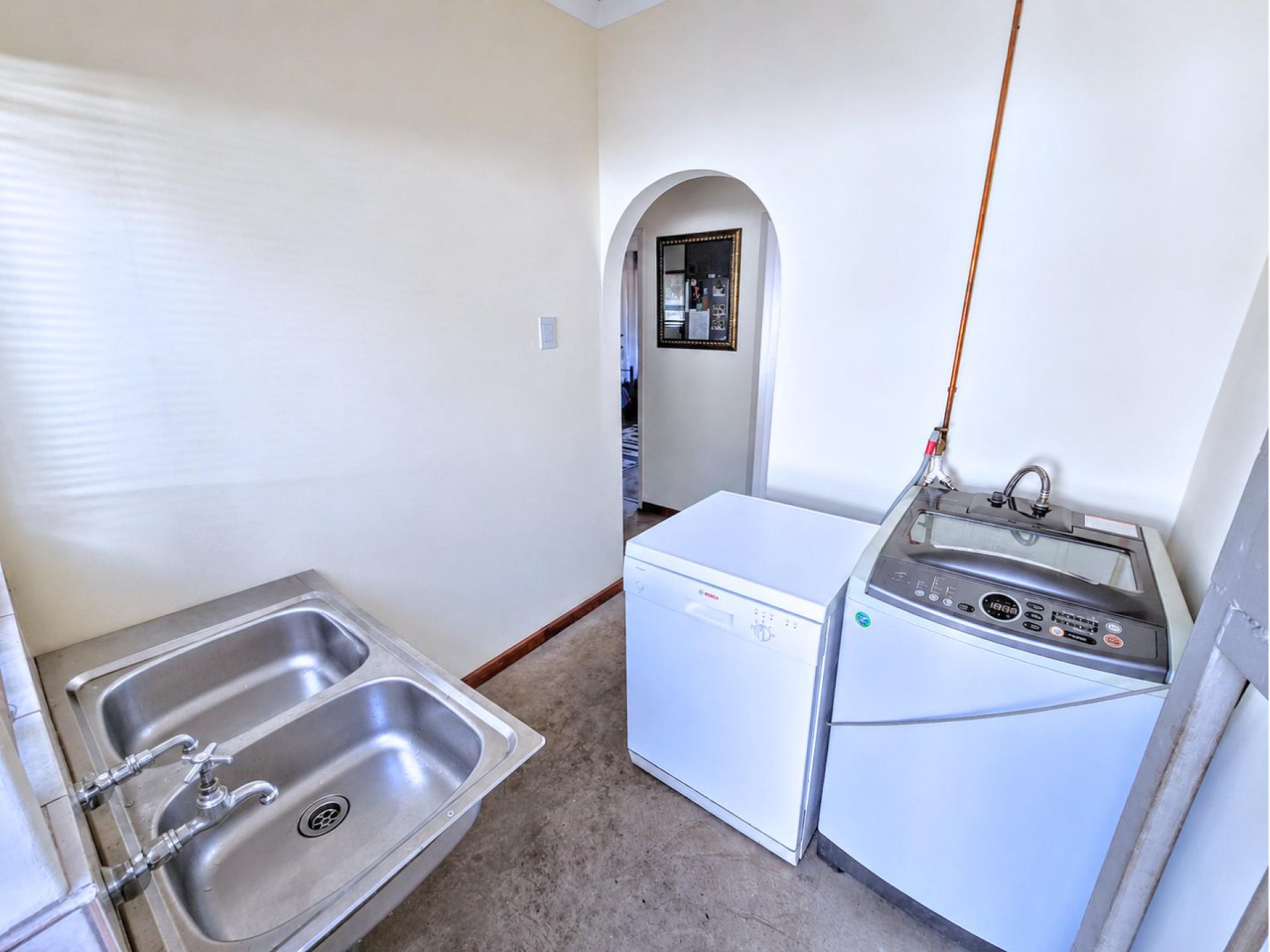  of property in Dorandia