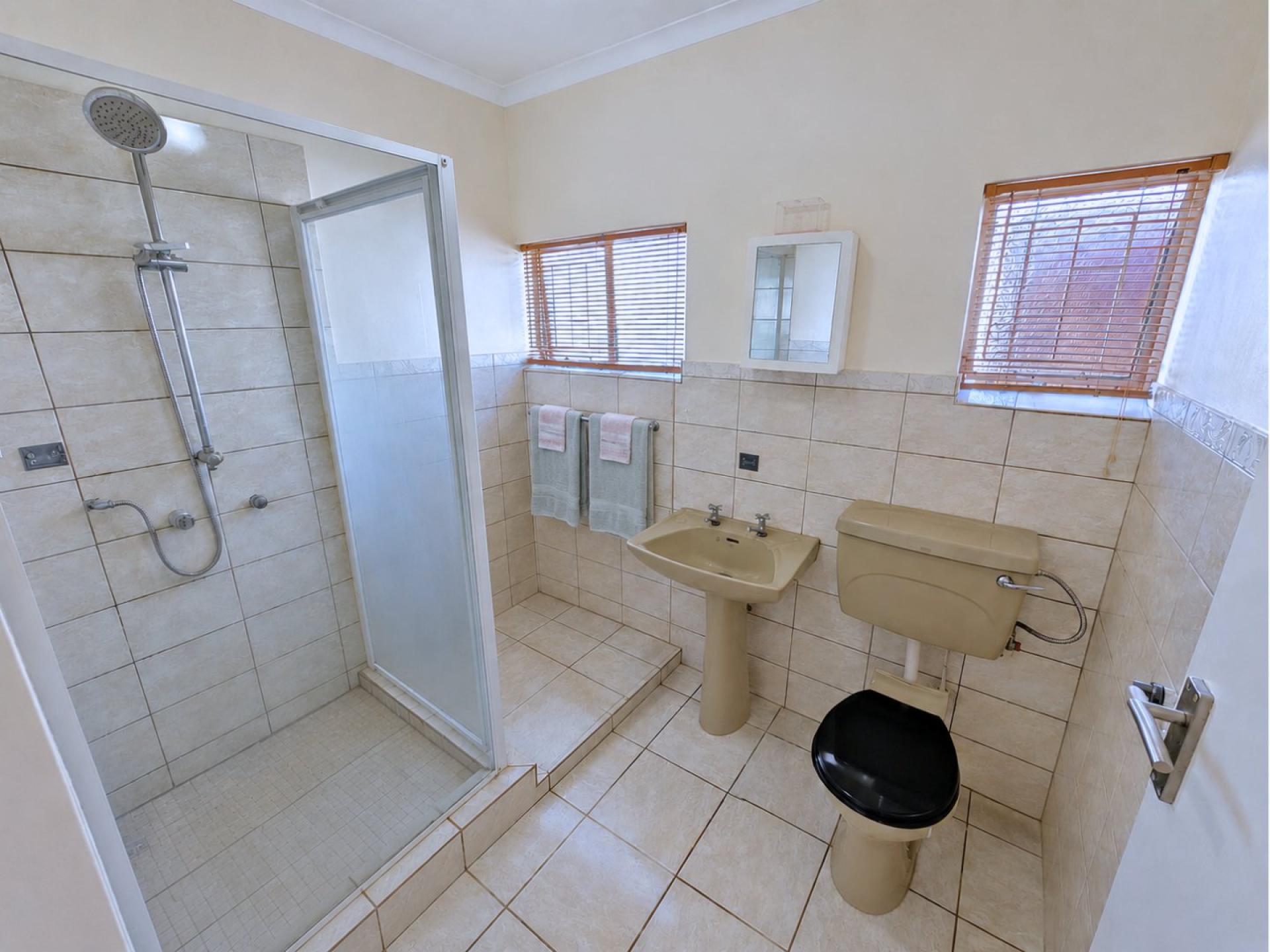  of property in Dorandia