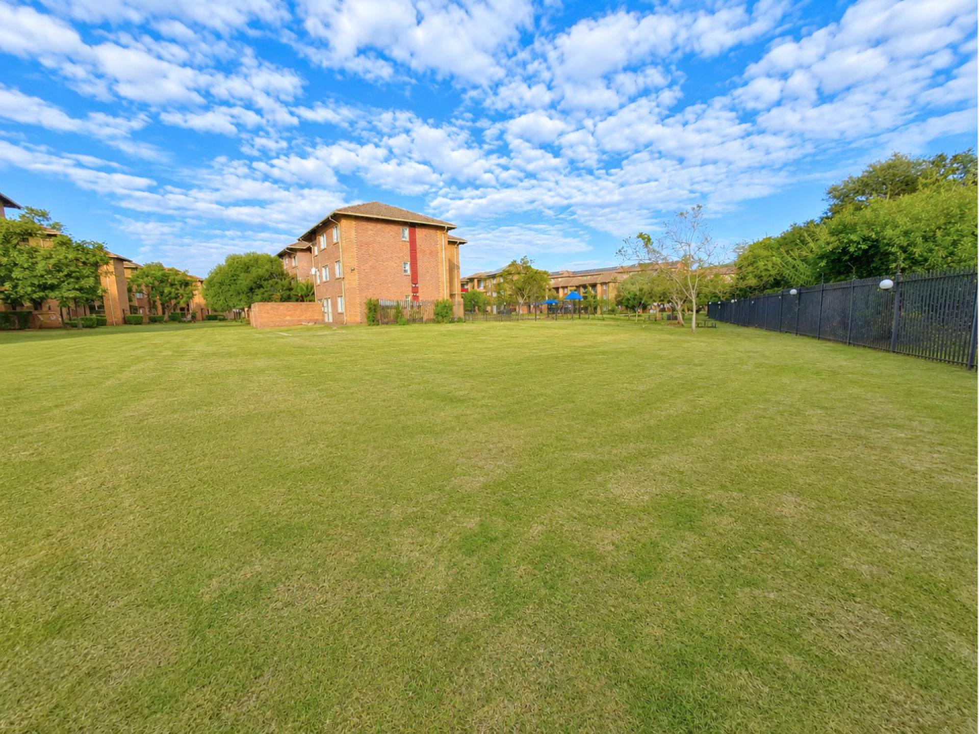  of property in Annlin West