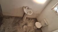 Bathroom 1 of property in Verulam 