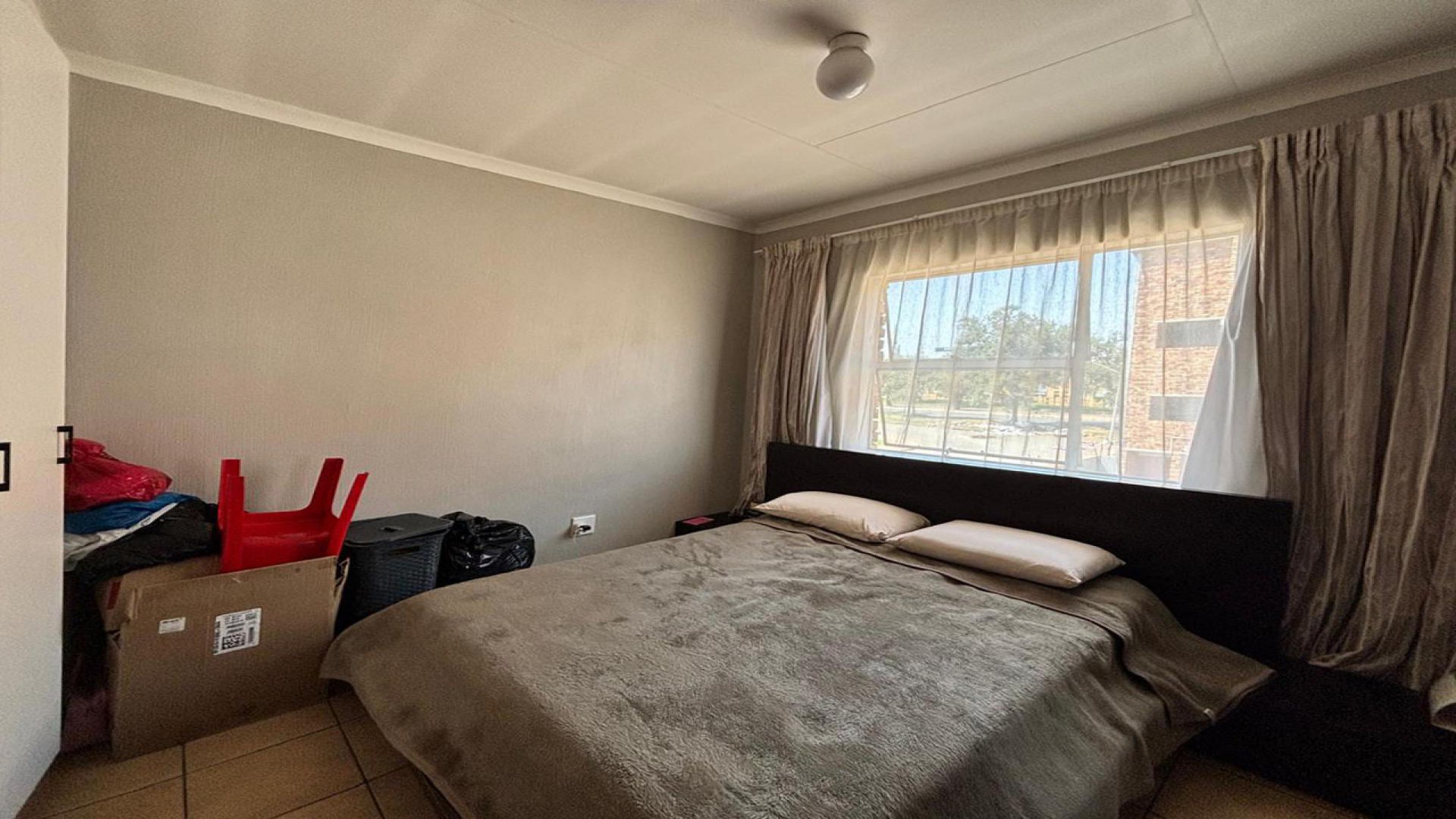 Main Bedroom - 10 square meters of property in Kempton Park