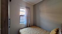 Bed Room 1 - 7 square meters of property in Albertsdal