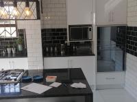  of property in Linmeyer