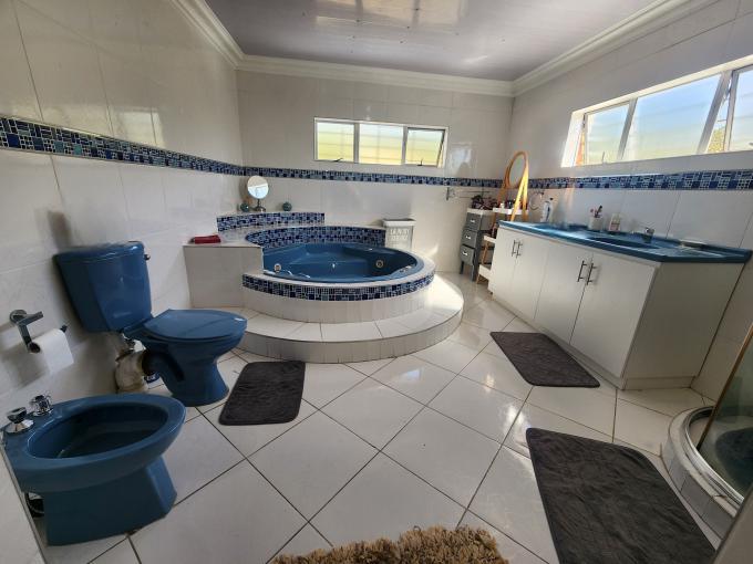 5 Bedroom House for Sale For Sale in Padianagar - MR715072