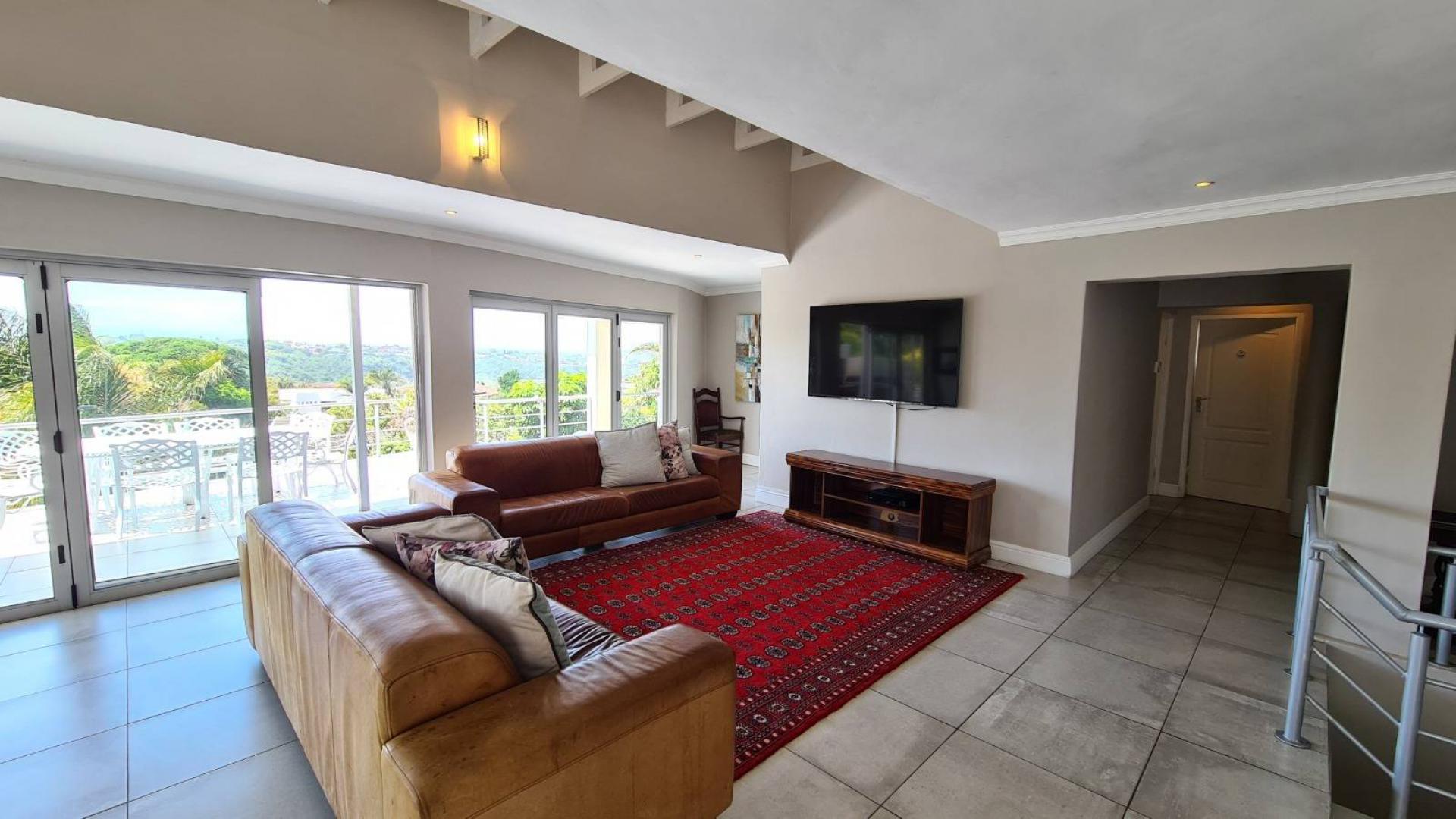 Lounges of property in Nahoon