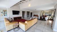 Lounges of property in Nahoon