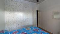 Bed Room 3 - 15 square meters of property in Sinoville