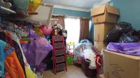 Bed Room 1 - 12 square meters of property in Sinoville