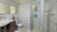Main Bathroom - 9 square meters of property in Sinoville
