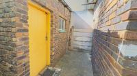 Spaces - 5 square meters of property in Sinoville