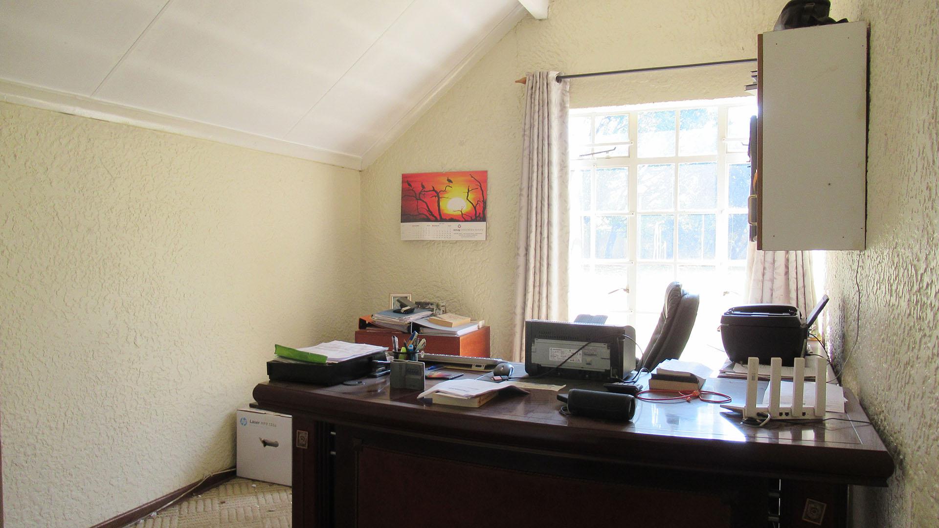 Study - 15 square meters of property in Three Rivers